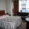 Hostal Bond