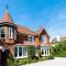 The Lawn Guest House Gatwick