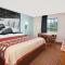 Super 8 by Wyndham Rock Port MO - Rock Port