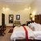 Riverside Guest Lodge