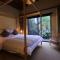 Yangshuo Yulong River Vision Villa