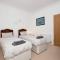 Apartment 4 The Grove