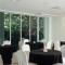 M Glamour Hotel