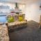 Fantastic Large House with Private Parking
