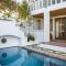 Akademie Street Boutique Hotel