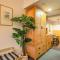 Hangzhou Xihu District ·Huanglong Sports Center Locals Apartment 00147450