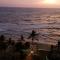 Beach Mount Apartment (Blue Ocean Apartment) - Mount Lavinia