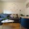 Very Central Location- Free Parking - 2 Bedrooms