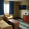 Super 8 by Wyndham Centerville - Centerville