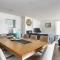 Luxury Capel Sound