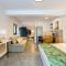 T Hotel Premium Suites