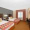 AmericInn by Wyndham Coralville - Coralville