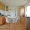 Foto: Four-Bedroom Holiday Home in Roslev 1/16