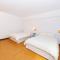 Traveller Inn - Mido Hotel