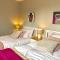 Hunters Lodge Exeter, Free Parking, Country Views, Great Wi-Fi, Large Garden - Poltimore