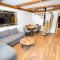 Penthouse EightyOne incl SUMMER CARD by All in One Apartments
