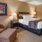 Crandon Inn & Suites