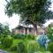 Garden Hotel