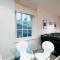 Apartment 2 The Grove