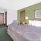 Super 8 by Wyndham Chillicothe - Chillicothe