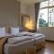 Lishan Guest House