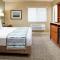 Glorietta Bay Inn