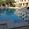 Seafront Apartment With Pool - Сент-Полс-Бей