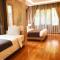 Chu Hotel