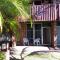 Villa Eight