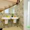 Hanoi High Five hostel - Hanoi