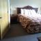 Knights Inn and Suites - Grand Forks - Grand Forks