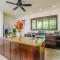 Makara Toucan Suite / 2nd Floor