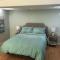 Foto: Lower Level Maplewood Suite 4/15