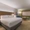 Holiday Inn Express & Suites - San Marcos South by IHG