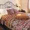 Vineyard Court Designer Suites Hotel