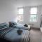 Spacious Central Chic Apartment - Simplycheckin