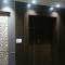 Square Suite