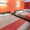 Motel 6-Kamloops, BC - Kamloops