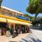 Camping Bungalows El Far