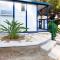 Camping Bungalows El Far