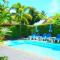 Baan Rosa Bangtao Beach