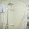 1BR Apartment with Self check in, Pool & Netflix - Camaman