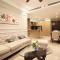 Foto: Luxury Neo-Classic Condo 6/36