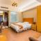 Grand Continental Apartment