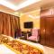 Grand Continental Apartment