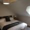 Swyn y Mor beach close Pet friendly hot tub