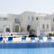 Blue Diamond Beach Villas - بافوس