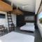 Donghe surf shop & Hostel