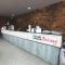 Feung Nakorn Balcony Rooms and Cafe