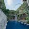 Janis Place Cottage by Purely